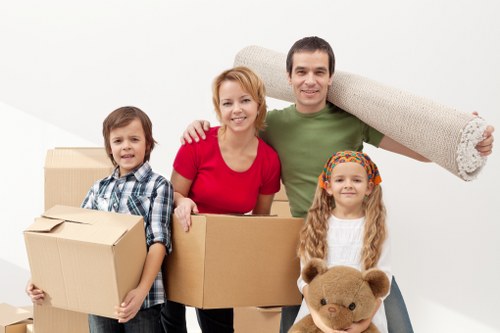 Professional handling of household goods during transport