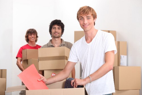 Packing and loading assistance for a move in Bloomsbury
